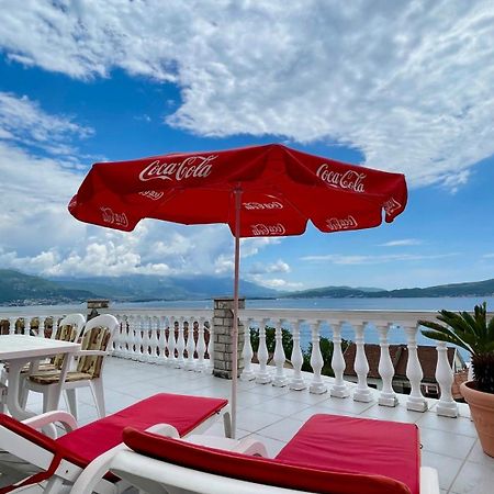 Family House With Pool & Sea View Aparthotel Bijela Εξωτερικό φωτογραφία