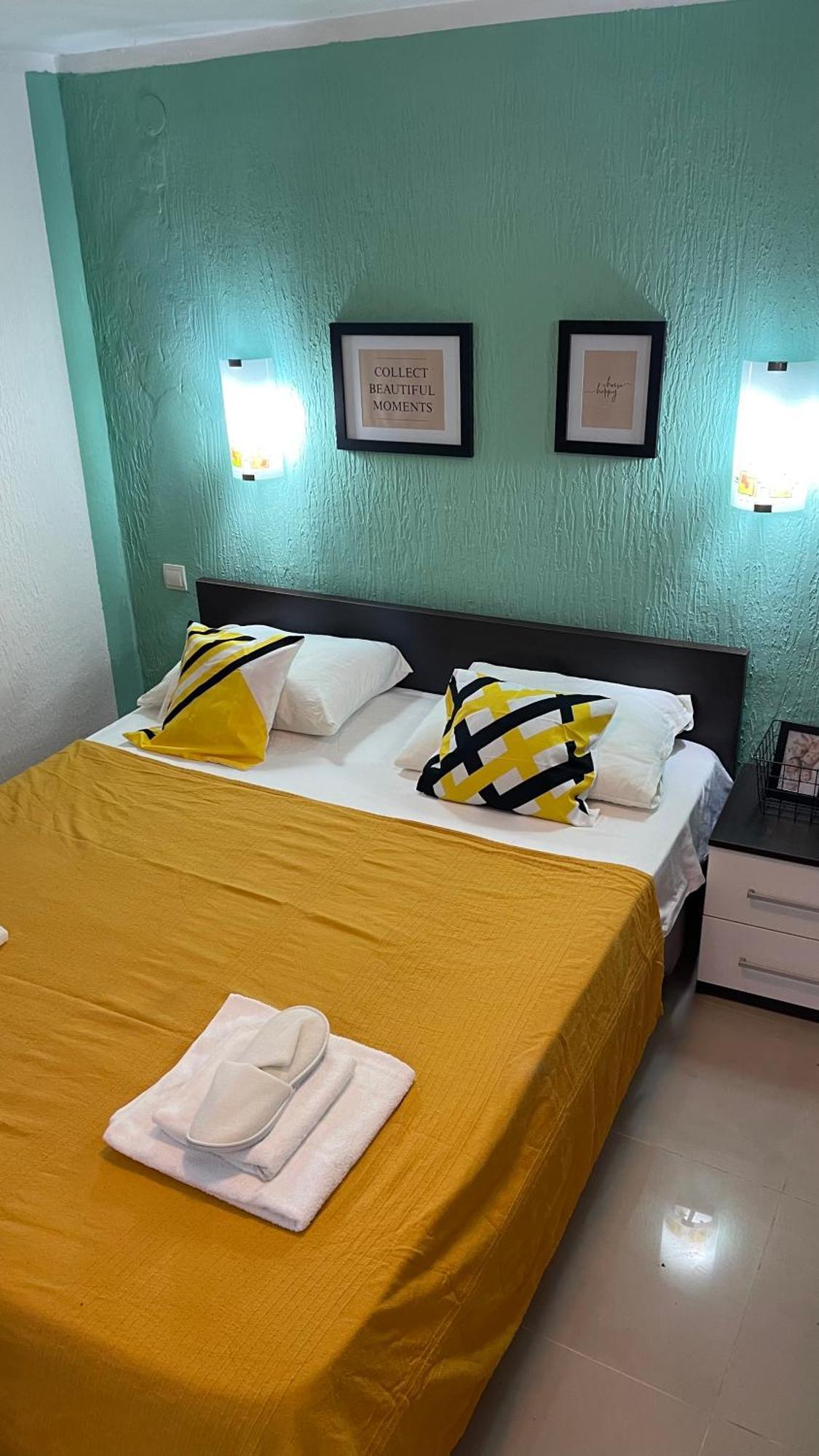 Family House With Pool & Sea View Aparthotel Bijela Εξωτερικό φωτογραφία