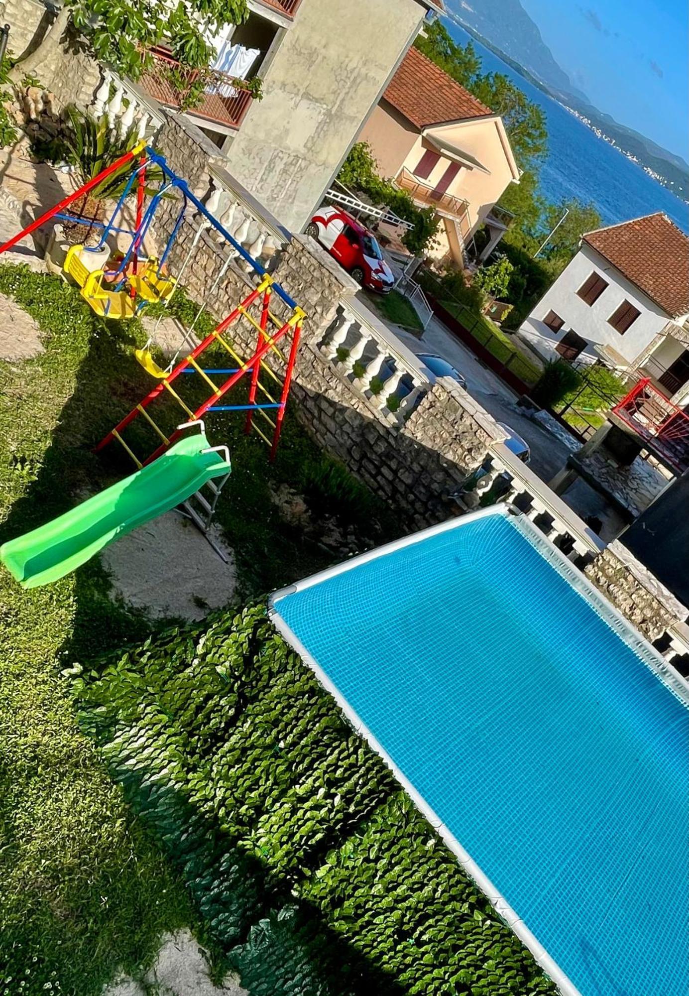 Family House With Pool & Sea View Aparthotel Bijela Εξωτερικό φωτογραφία