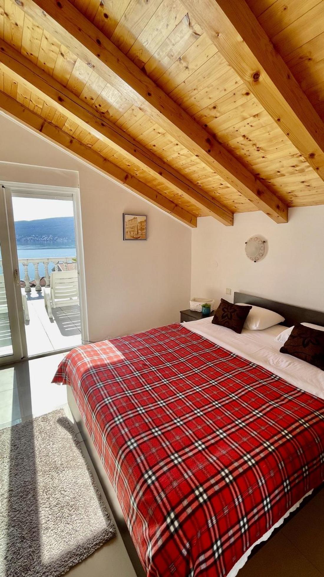 Family House With Pool & Sea View Aparthotel Bijela Εξωτερικό φωτογραφία