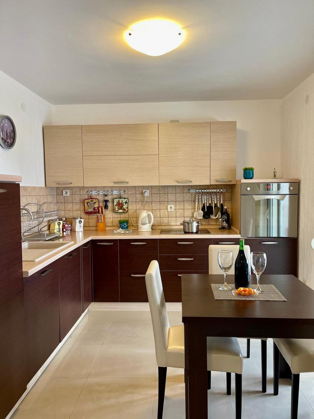 Family House With Pool & Sea View Aparthotel Bijela Εξωτερικό φωτογραφία