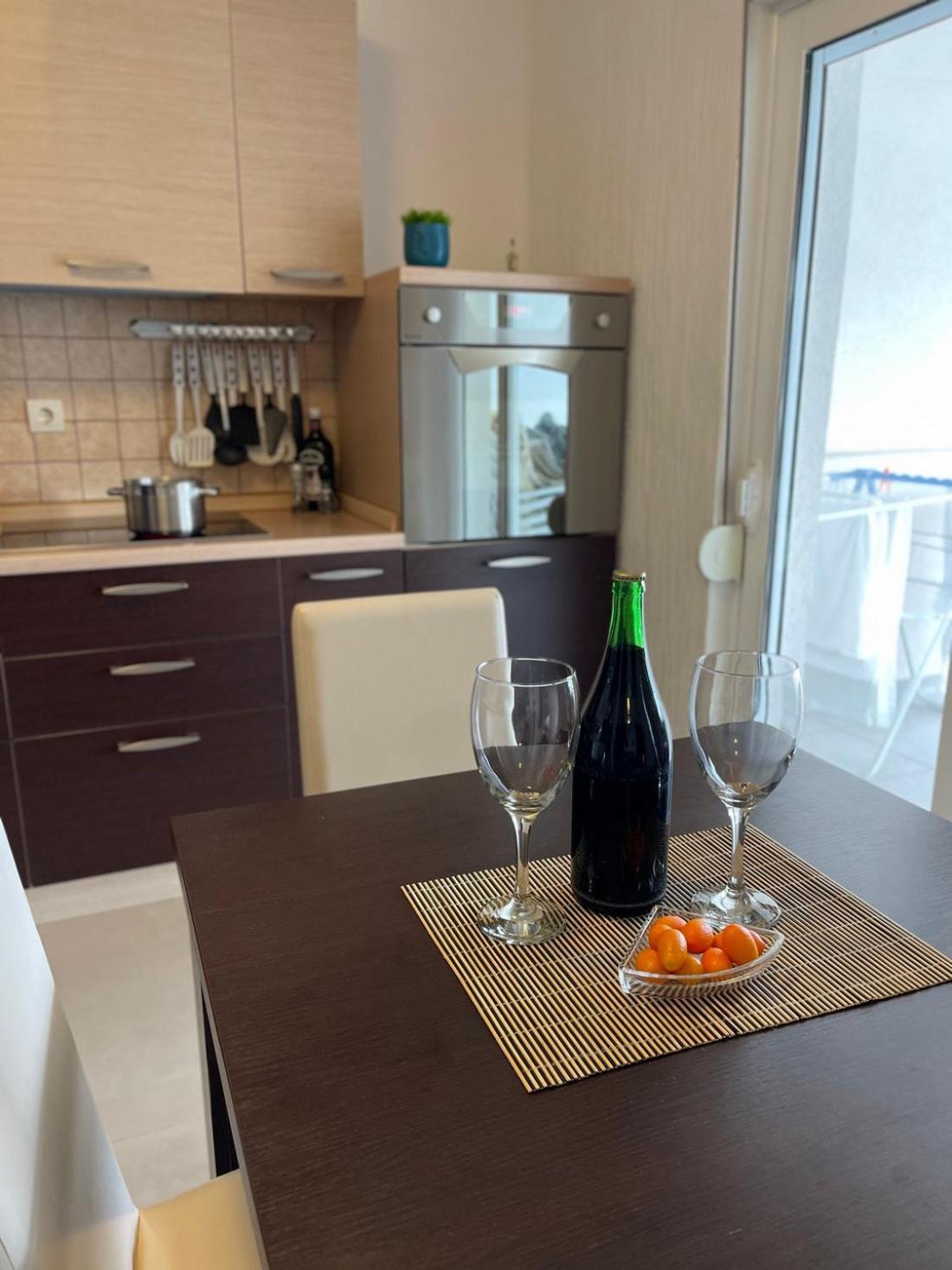 Family House With Pool & Sea View Aparthotel Bijela Εξωτερικό φωτογραφία