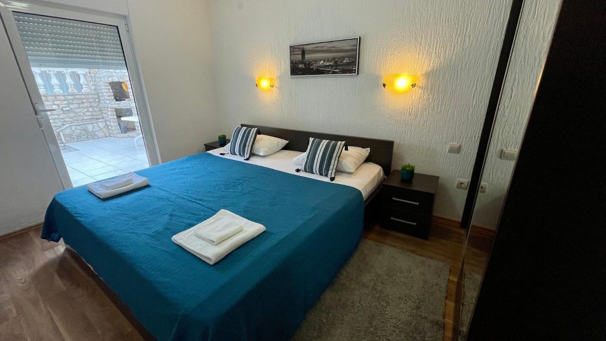 Family House With Pool & Sea View Aparthotel Bijela Εξωτερικό φωτογραφία